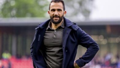 عادل رمزي وتشافي هيرنانديز في تدريبات منتخب هولندا