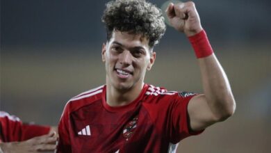 لاعب الأهلي إمام عاشور