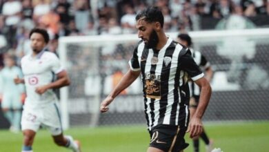 الدولي المغربي أمين السباعي لاعب نادي أنجيه الفرنسي