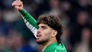 عبد الصمد الزلزولي خلال تداريب ريال بيتيس الجماعية