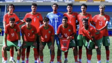 لاعبو المنتخب المغربي لأقل من 20 سنة يحتفلون بالتأهل لنصف نهائي الألعاب المتوسطية
