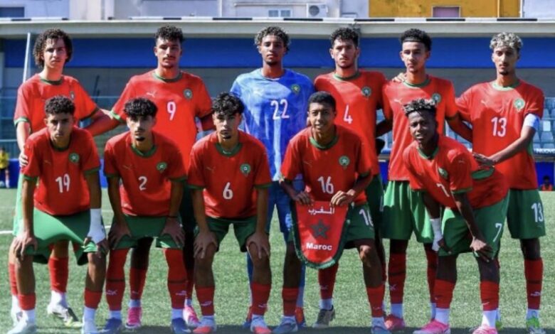 لاعبو المنتخب المغربي لأقل من 20 سنة يحتفلون بالتأهل لنصف نهائي الألعاب المتوسطية