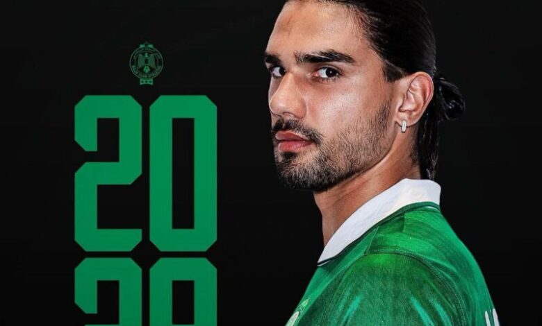المدافع الروماني ماريان هوجا لاعب الرجاء الرياضي الجديد