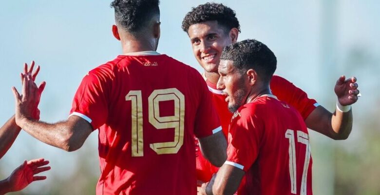 الجناح الهولندي سفيان هيتلي لاعب الوداد الرياضي الجديد