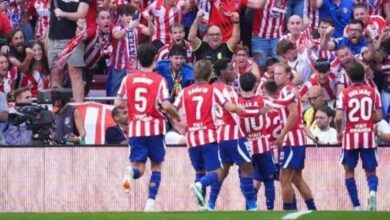 لقطة من مباراة أتلتيكو مدريد وريال مدريد في ديربي العاصمة بالدوري الإسباني