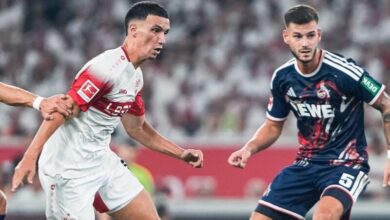 بلال الخنوس لاعب المنتخب المغربي مع نادي شتوتغارت الألماني