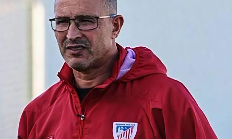 المدرب عبد الكريم الجيناني مدرب فريق المغرب التطواني