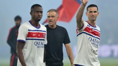 المدرب الإسباني لويس إنريكي مدرب باريس سان جيرمان