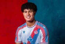 طه مجني لاعب كريستال بالاس الجديد القادم من اتحاد تواركة