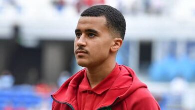 عبد الله وزان لاعب وسط أياكس أمستردام ونجم المنتخب المغربي الشاب