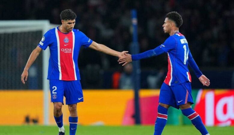 أشرف حكيمي خلال مباراة باريس سان جيرمان وبرشلونة في دوري أبطال أوروبا