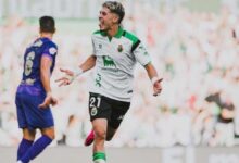 الزابيري يحتفل بهدف مع راسينغ سانتاندير في الدوري الإسباني